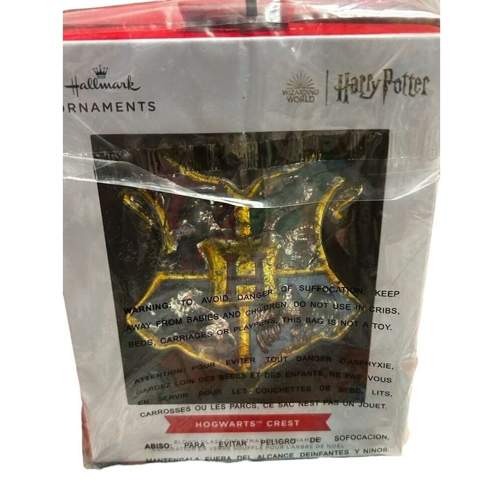 New Hallmark Hogwarts Crest Harry Potter Christmas Ornament